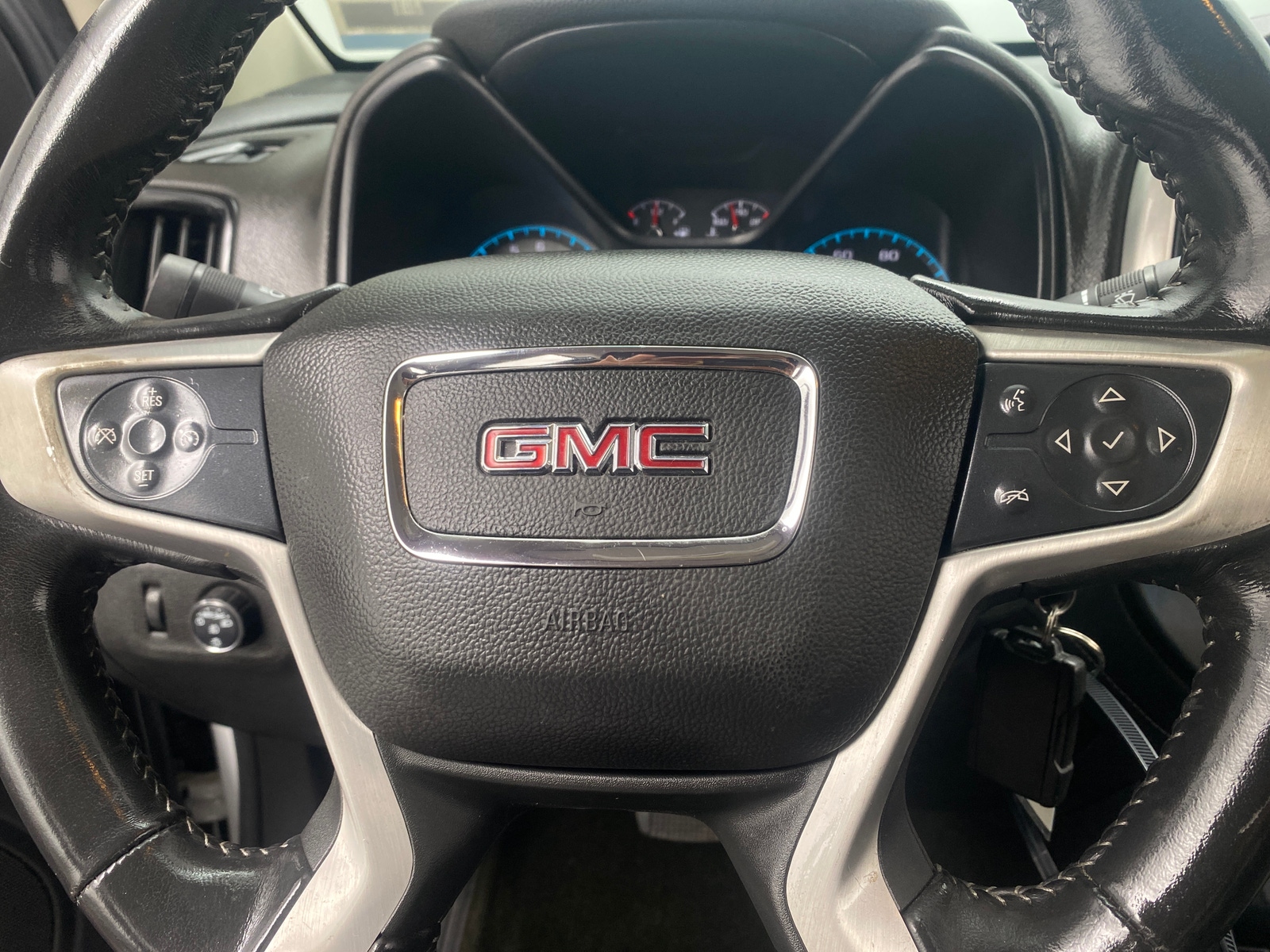 Thumbnail: 2018 GMC Canyon - 5
