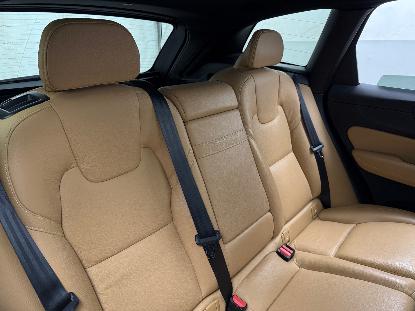 Thumbnail: 2020 Volvo XC60 - 5