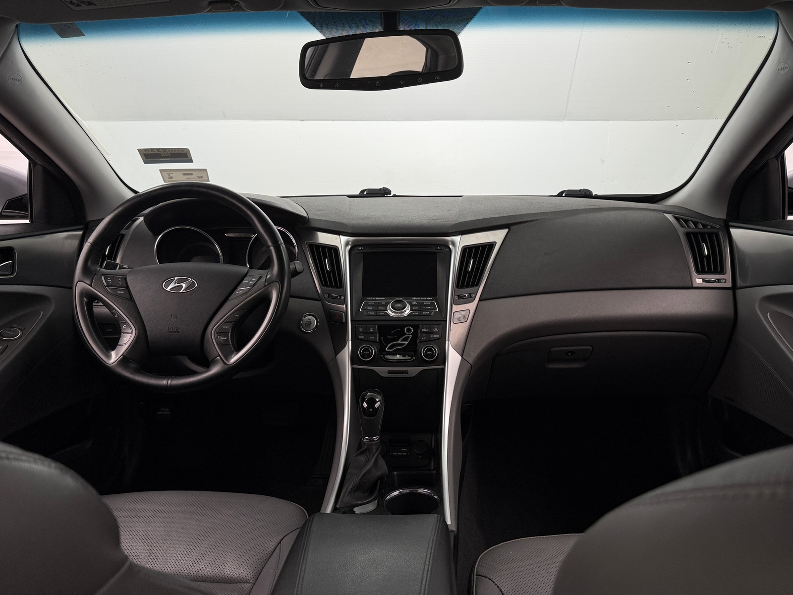 Thumbnail: 2015 Hyundai Sonata - 2