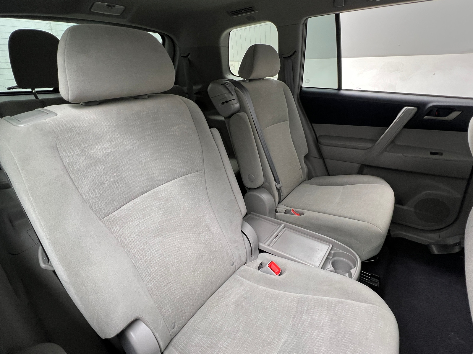 Thumbnail: 2011 Toyota Highlander - 6