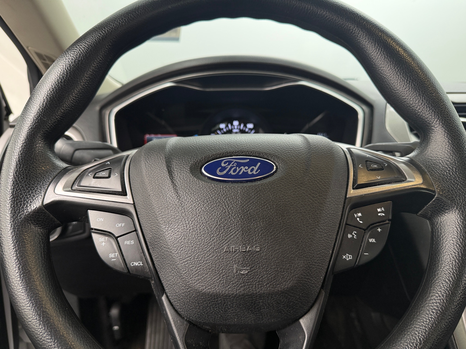 Thumbnail: 2017 Ford Fusion - 5