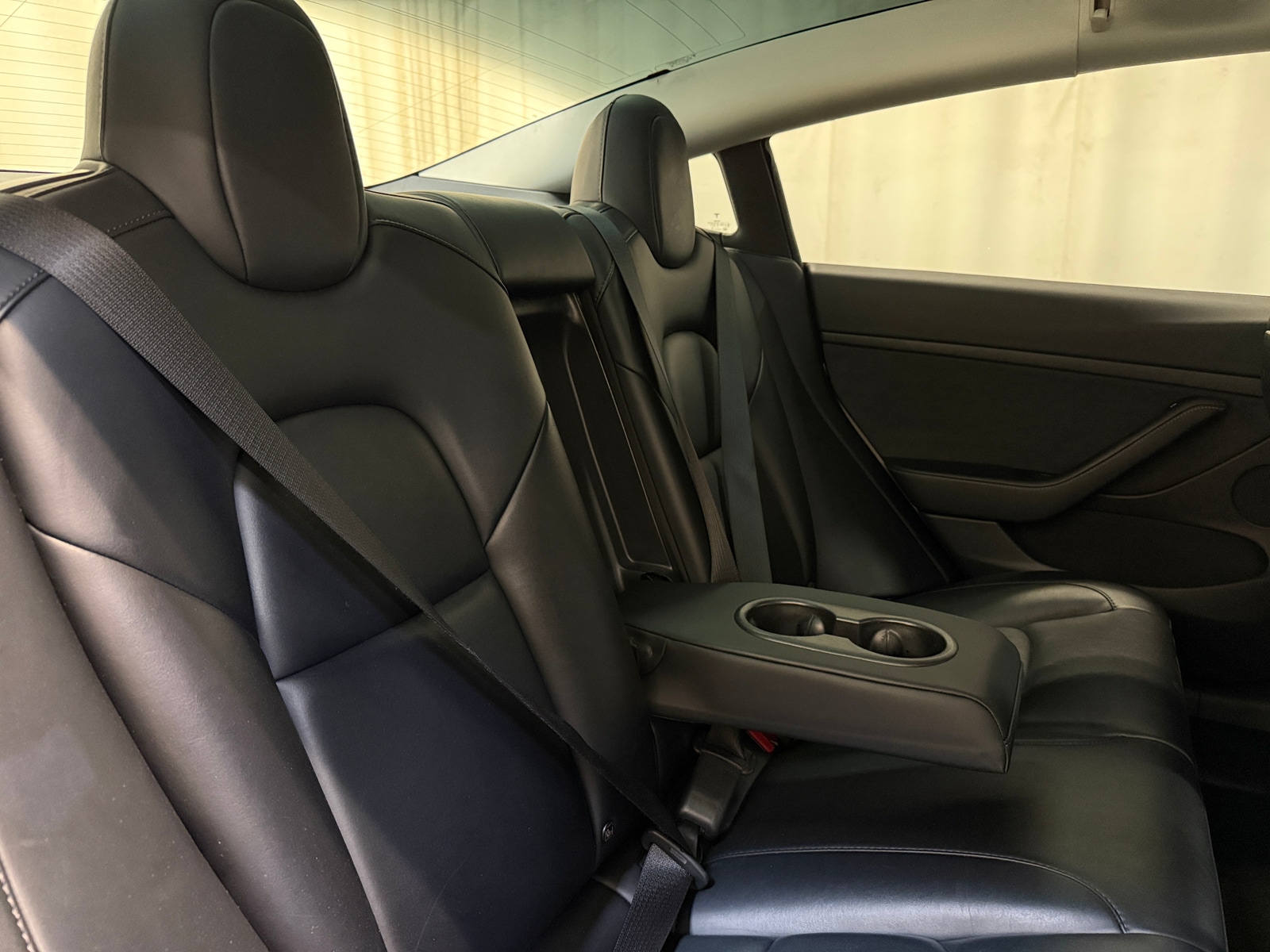 Thumbnail: 2022 Tesla Model 3 - 4