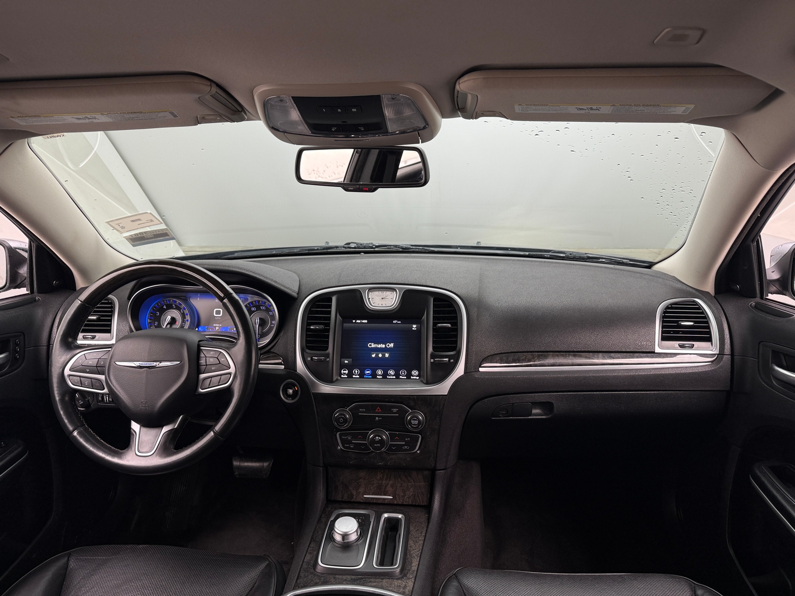 Thumbnail: 2019 Chrysler 300 - 2