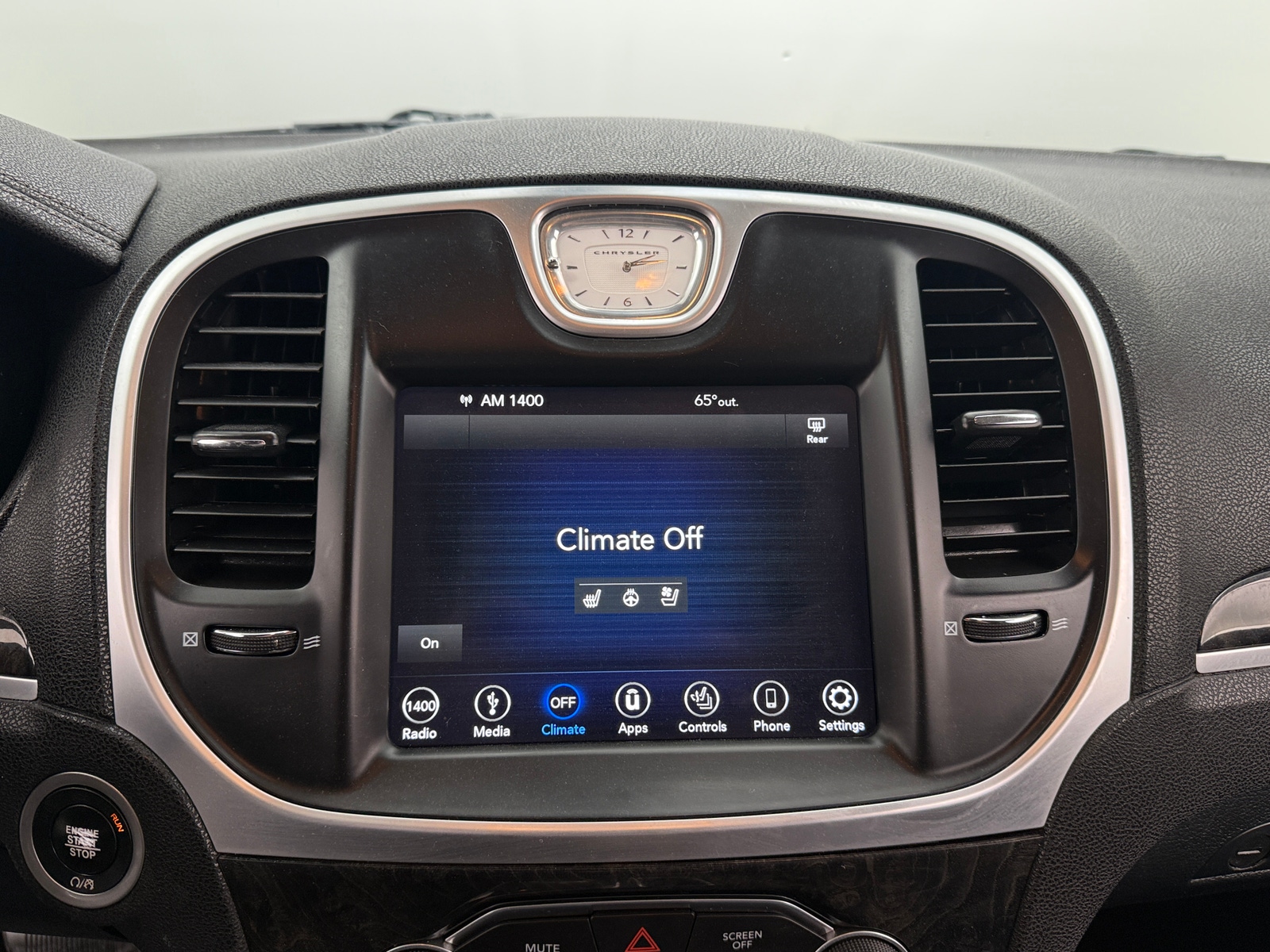 Thumbnail: 2019 Chrysler 300 - 3