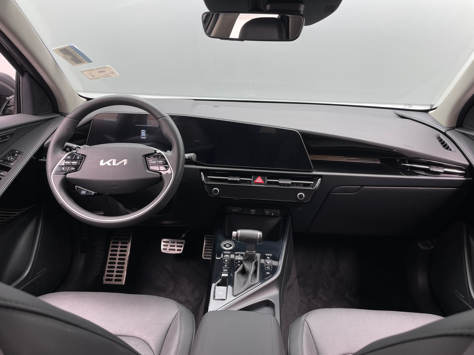Thumbnail: 2024 Kia Niro - 2