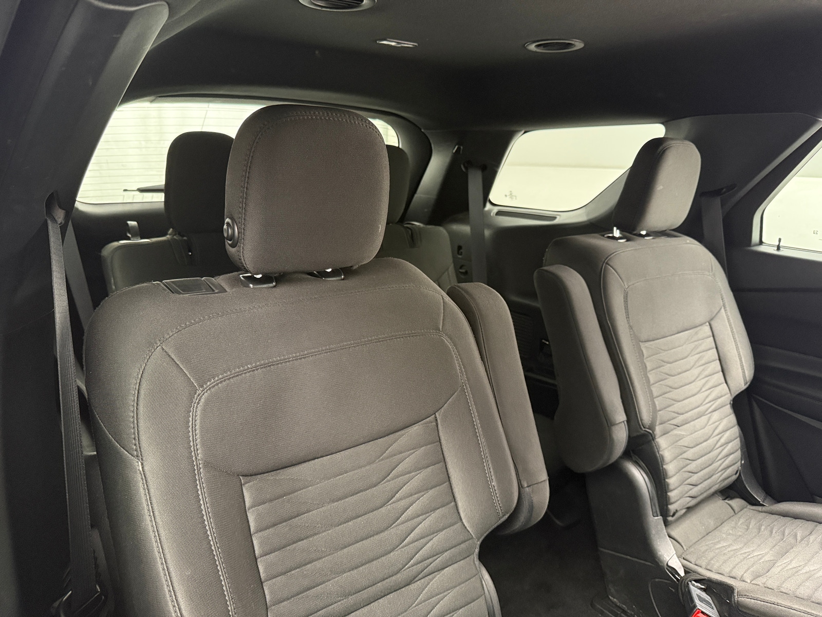 Thumbnail: 2020 Ford Explorer - 6