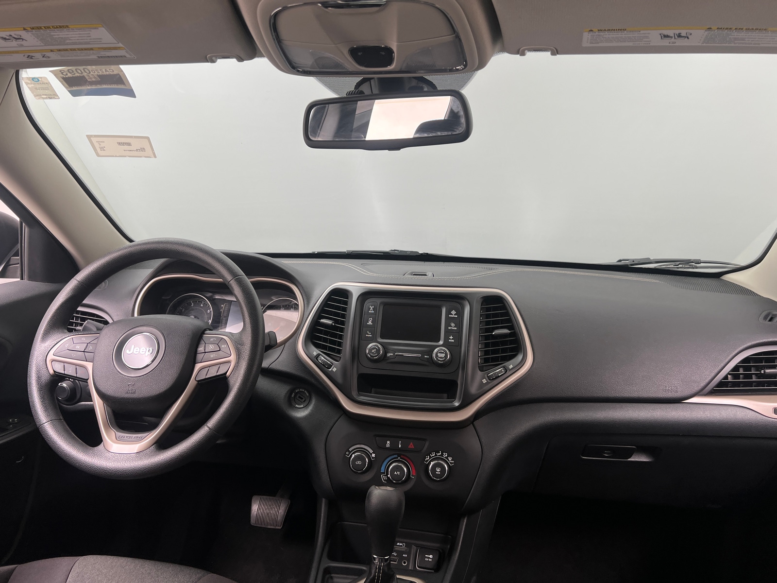 Thumbnail: 2015 Jeep Cherokee - 3