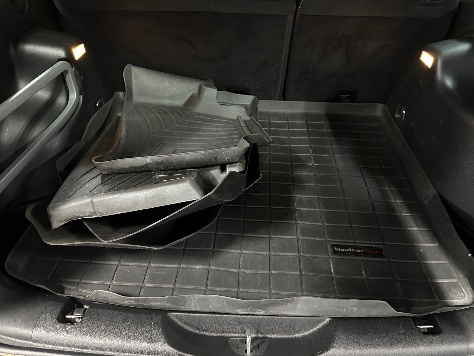 Thumbnail: 2015 Jeep Cherokee - 7