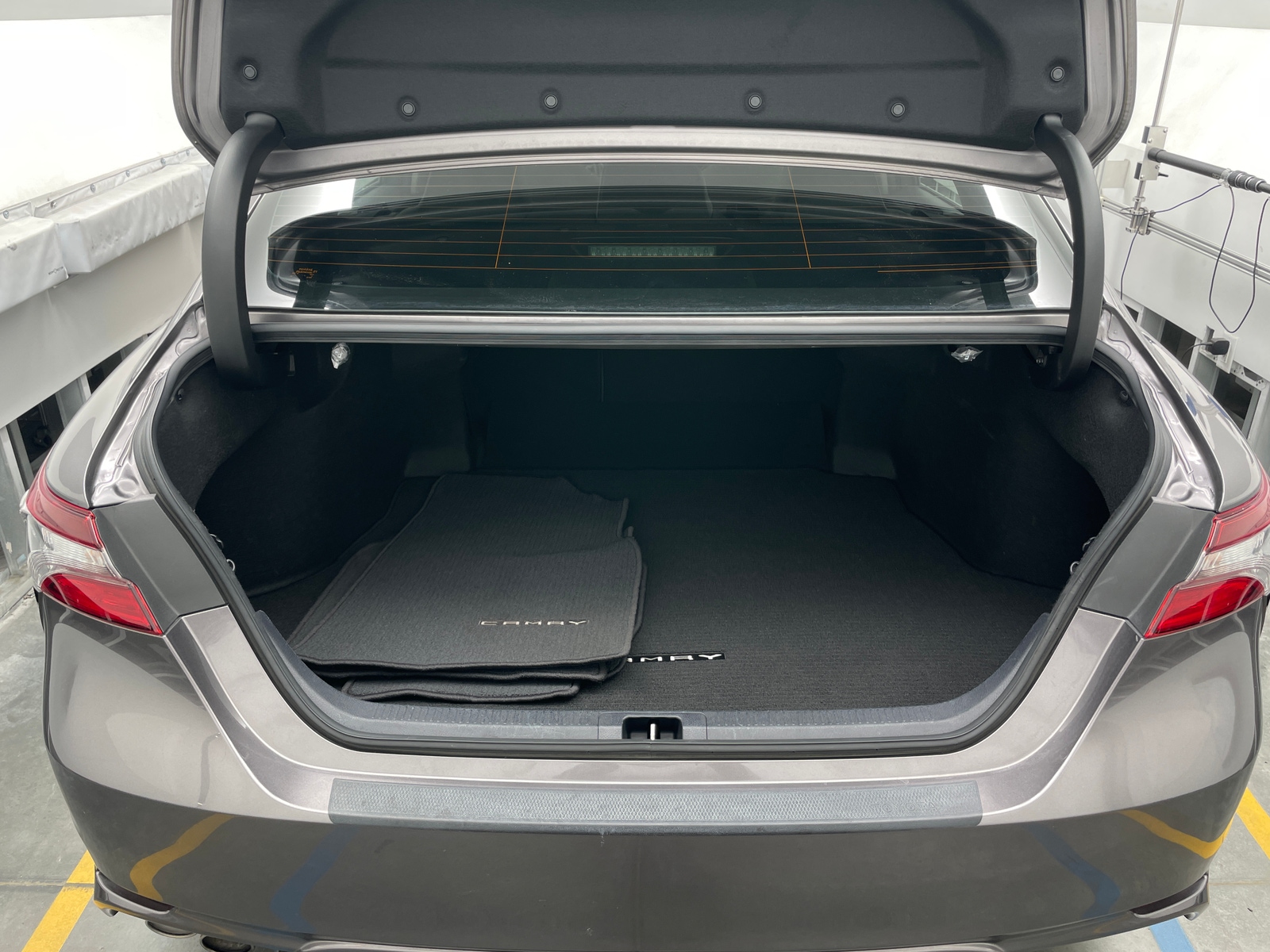 Thumbnail: 2023 Toyota Camry - 7