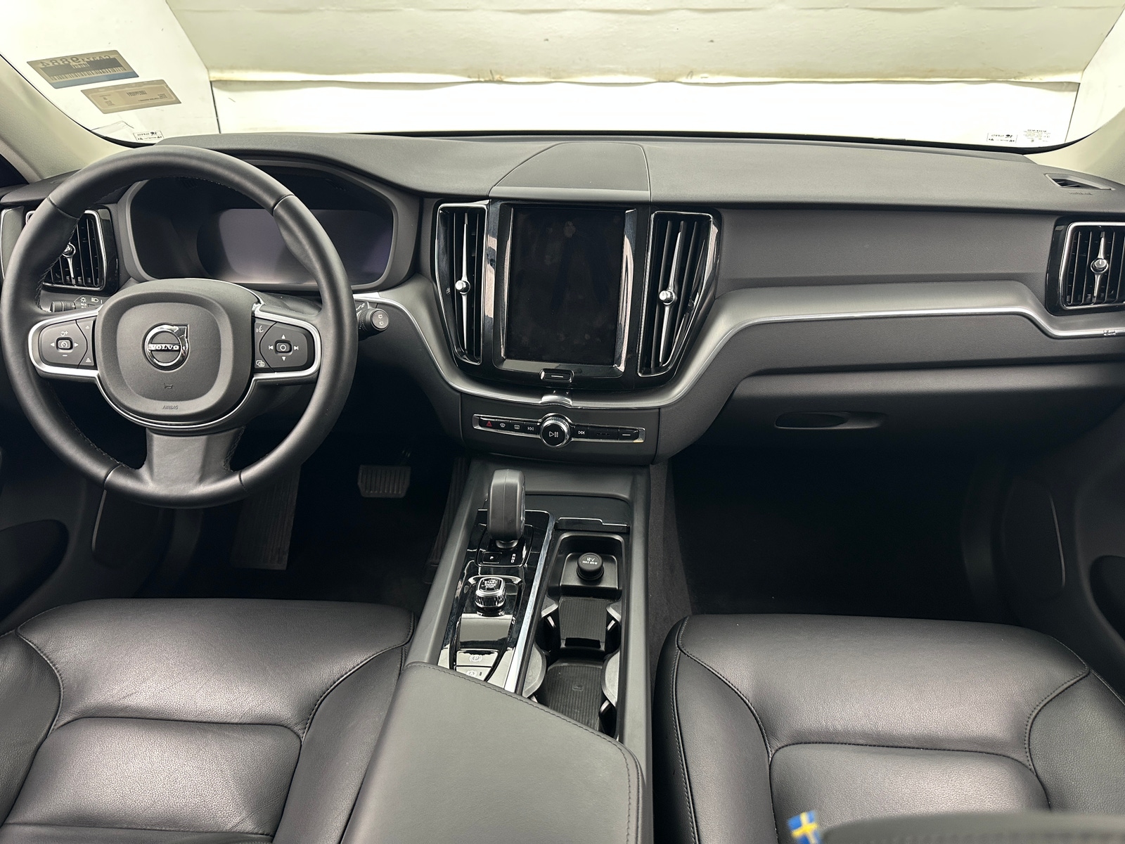 Thumbnail: 2025 Volvo XC60 - 2