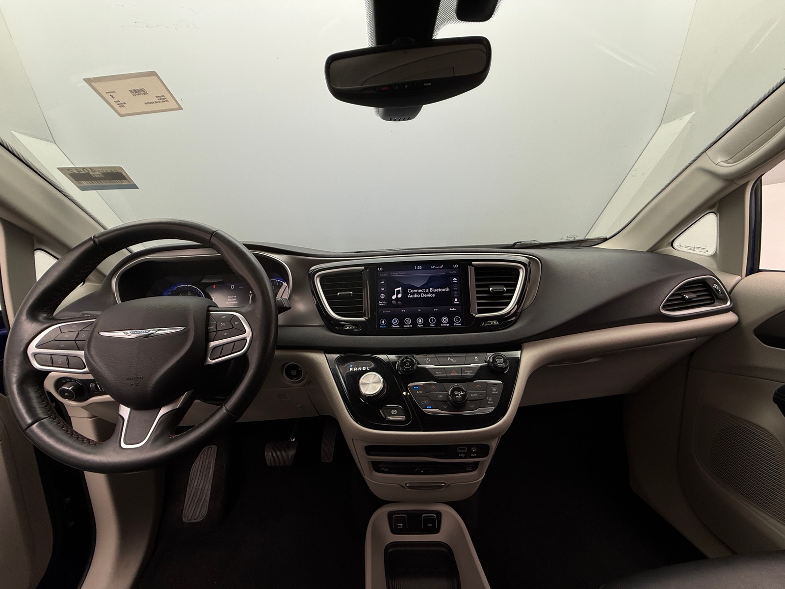 Thumbnail: 2020 Chrysler Pacifica - 2