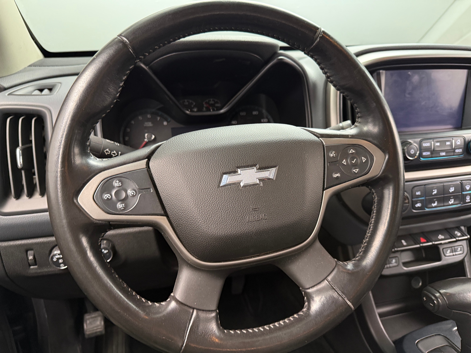 Thumbnail: 2018 Chevrolet Colorado - 4