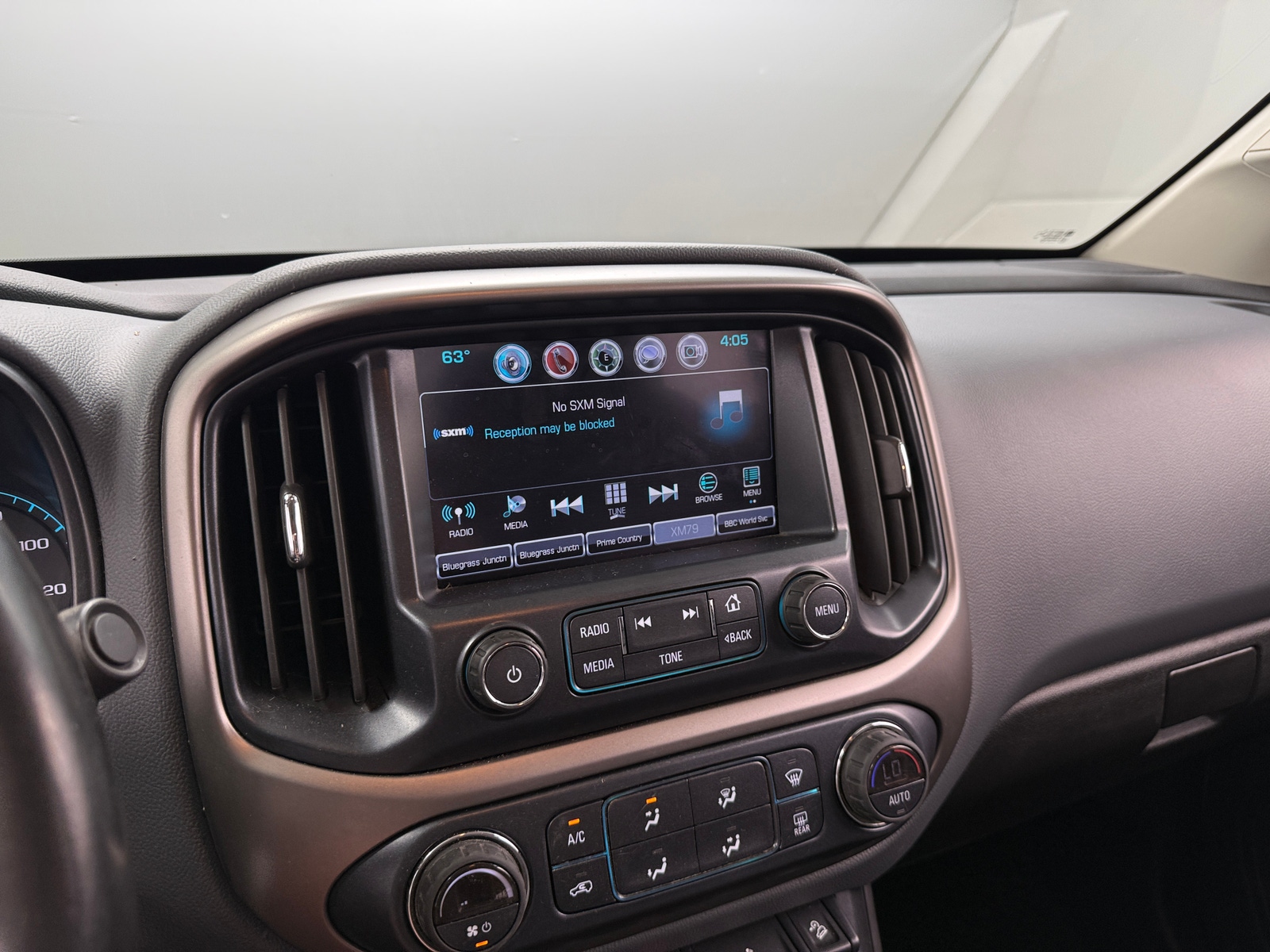 Thumbnail: 2018 Chevrolet Colorado - 3