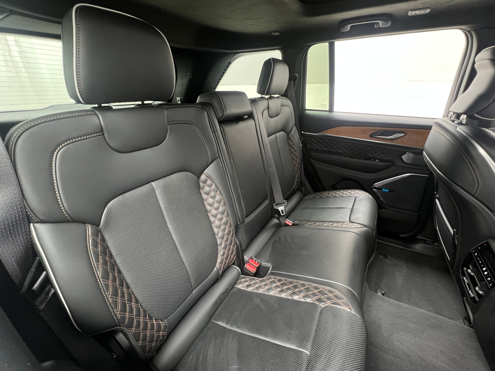 Thumbnail: 2023 Jeep Grand Cherokee - 5