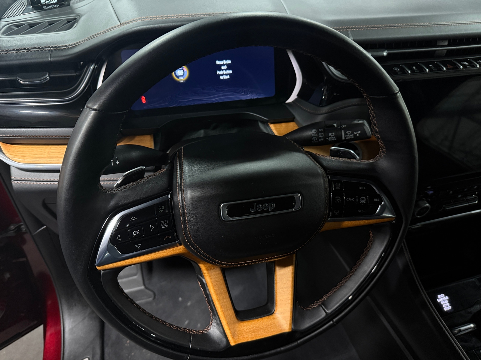 Thumbnail: 2023 Jeep Grand Cherokee - 4