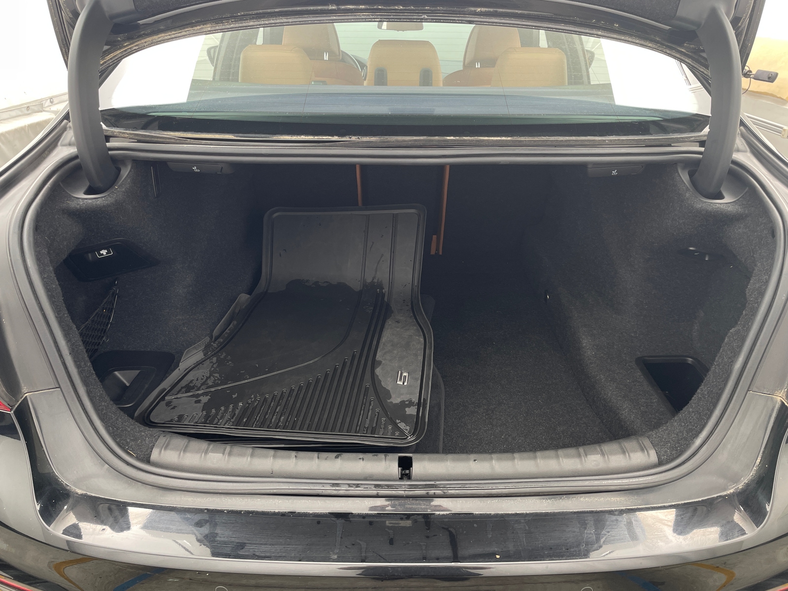 Thumbnail: 2017 BMW 5 Series - 6