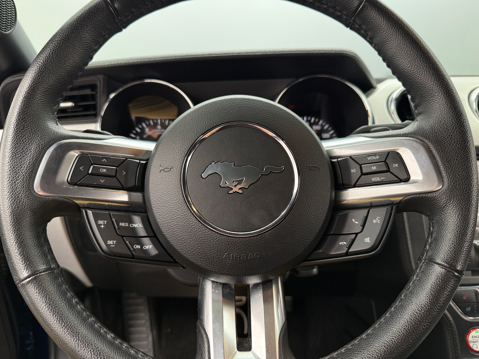 Thumbnail: 2015 Ford Mustang - 4
