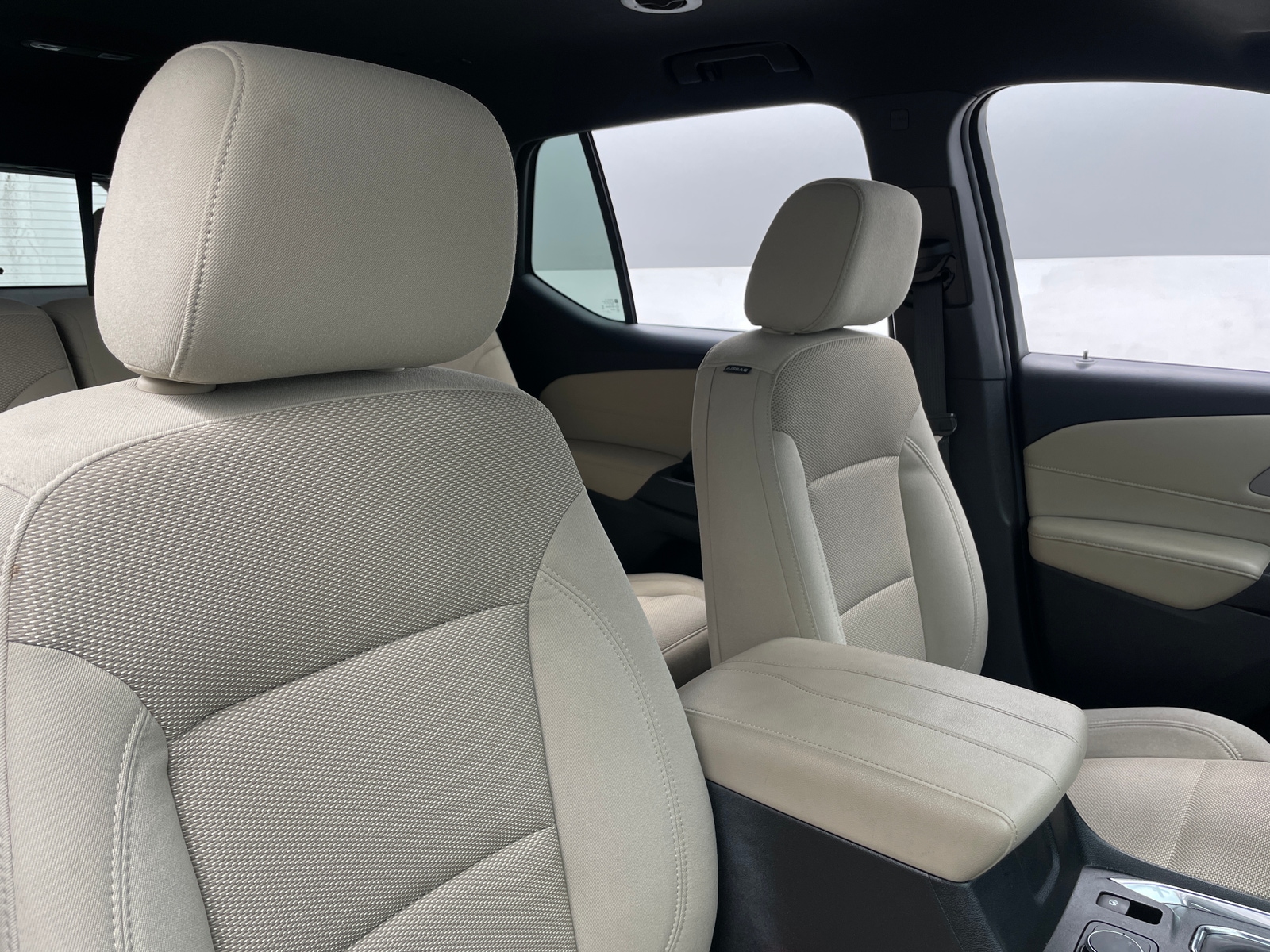 Thumbnail: 2023 Chevrolet Traverse - 2