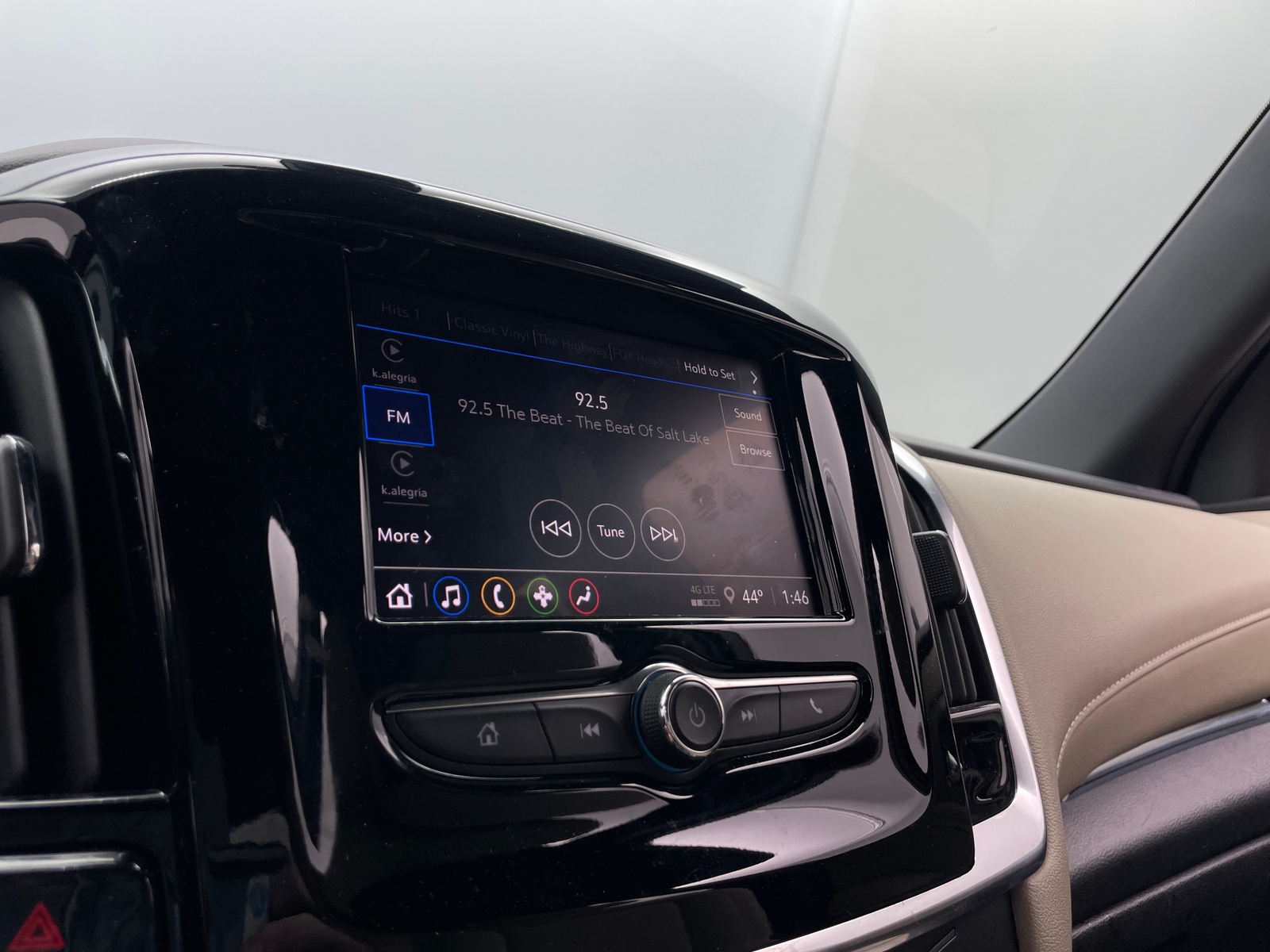 Thumbnail: 2023 Chevrolet Traverse - 4