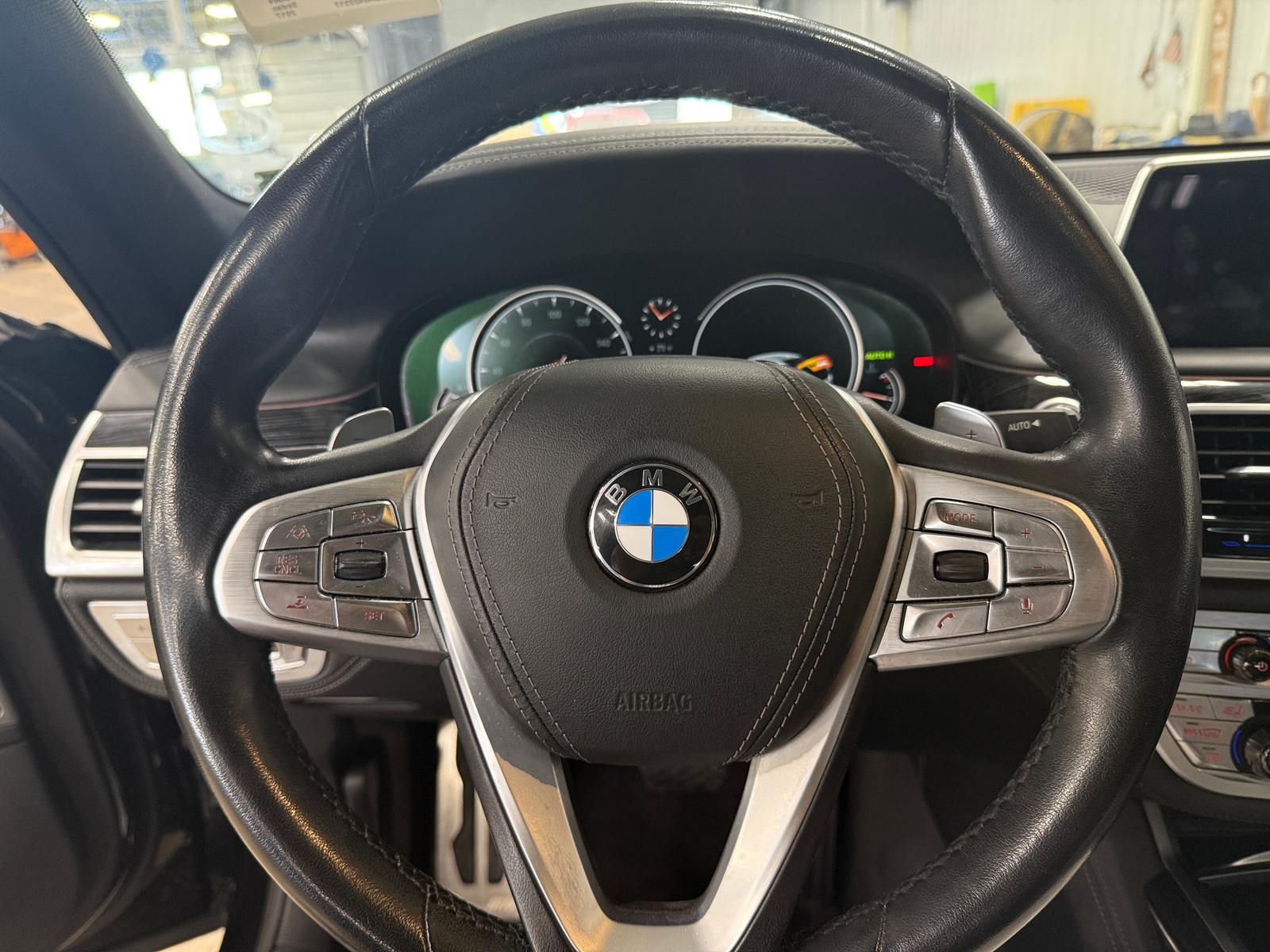 Thumbnail: 2017 BMW 7 Series - 4