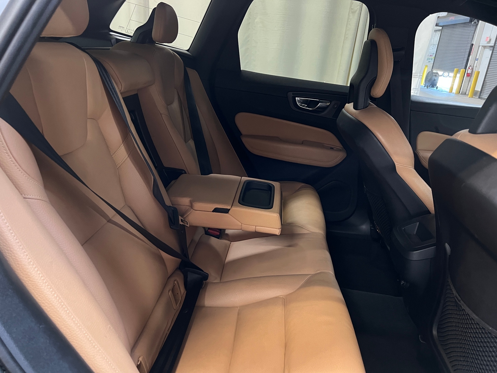 Thumbnail: 2019 Volvo XC60 - 5