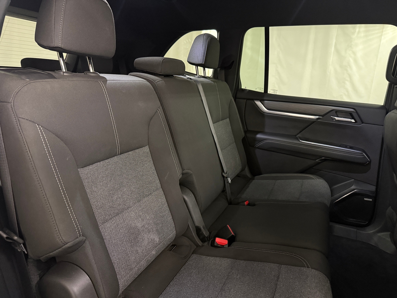 Thumbnail: 2025 GMC Acadia - 6