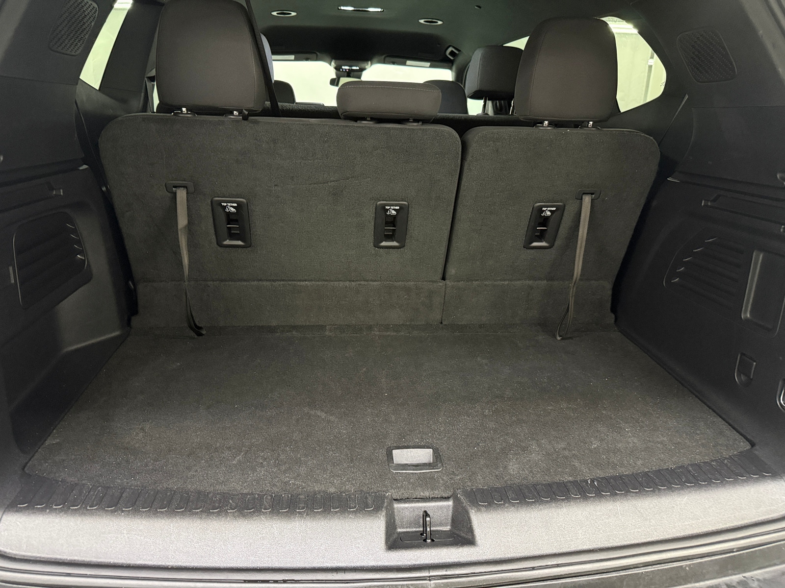 Thumbnail: 2025 GMC Acadia - 7