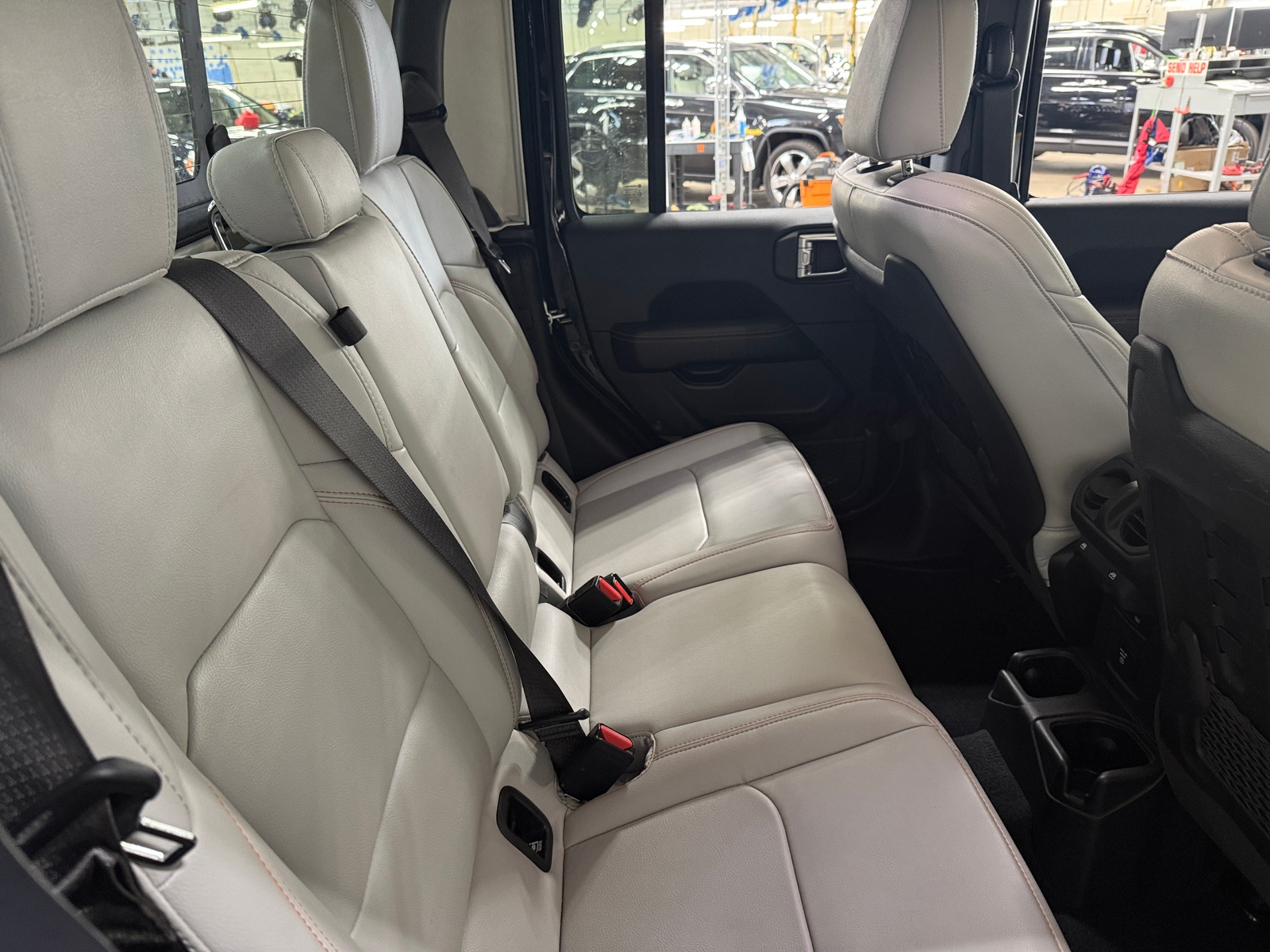 Thumbnail: 2021 Jeep Gladiator - 5