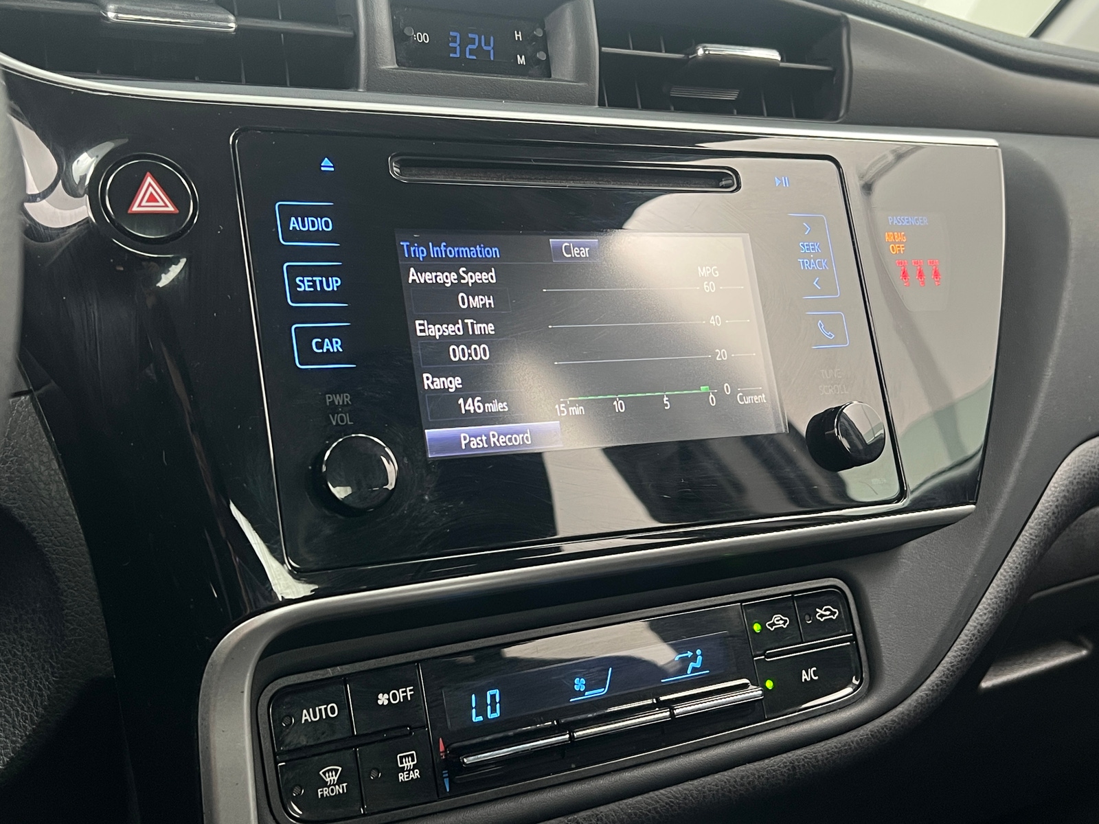 Thumbnail: 2018 Toyota Corolla - 4
