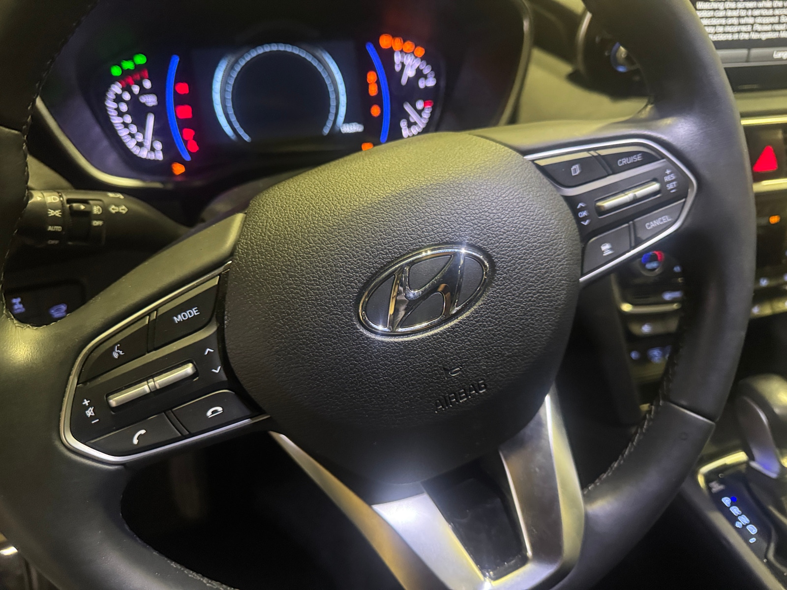Thumbnail: 2020 Hyundai Santa Fe - 4