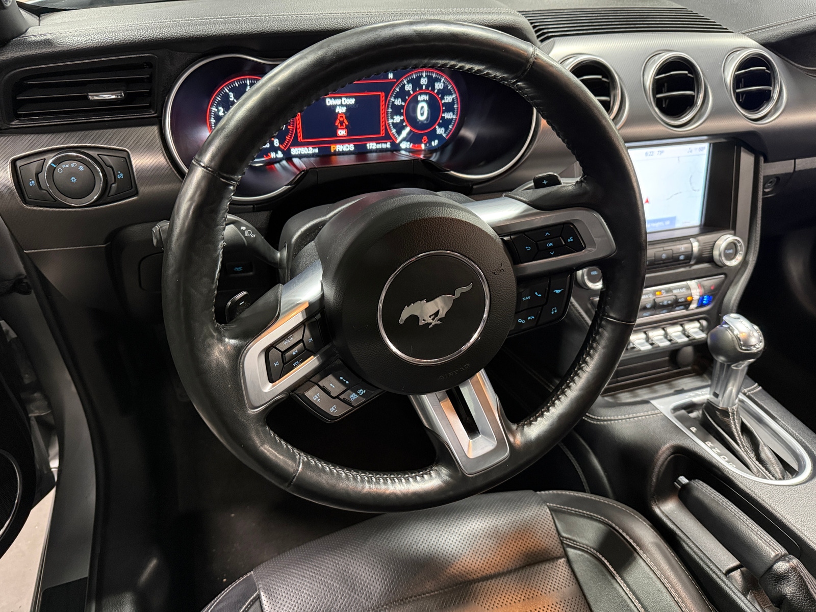 Thumbnail: 2022 Ford Mustang - 5