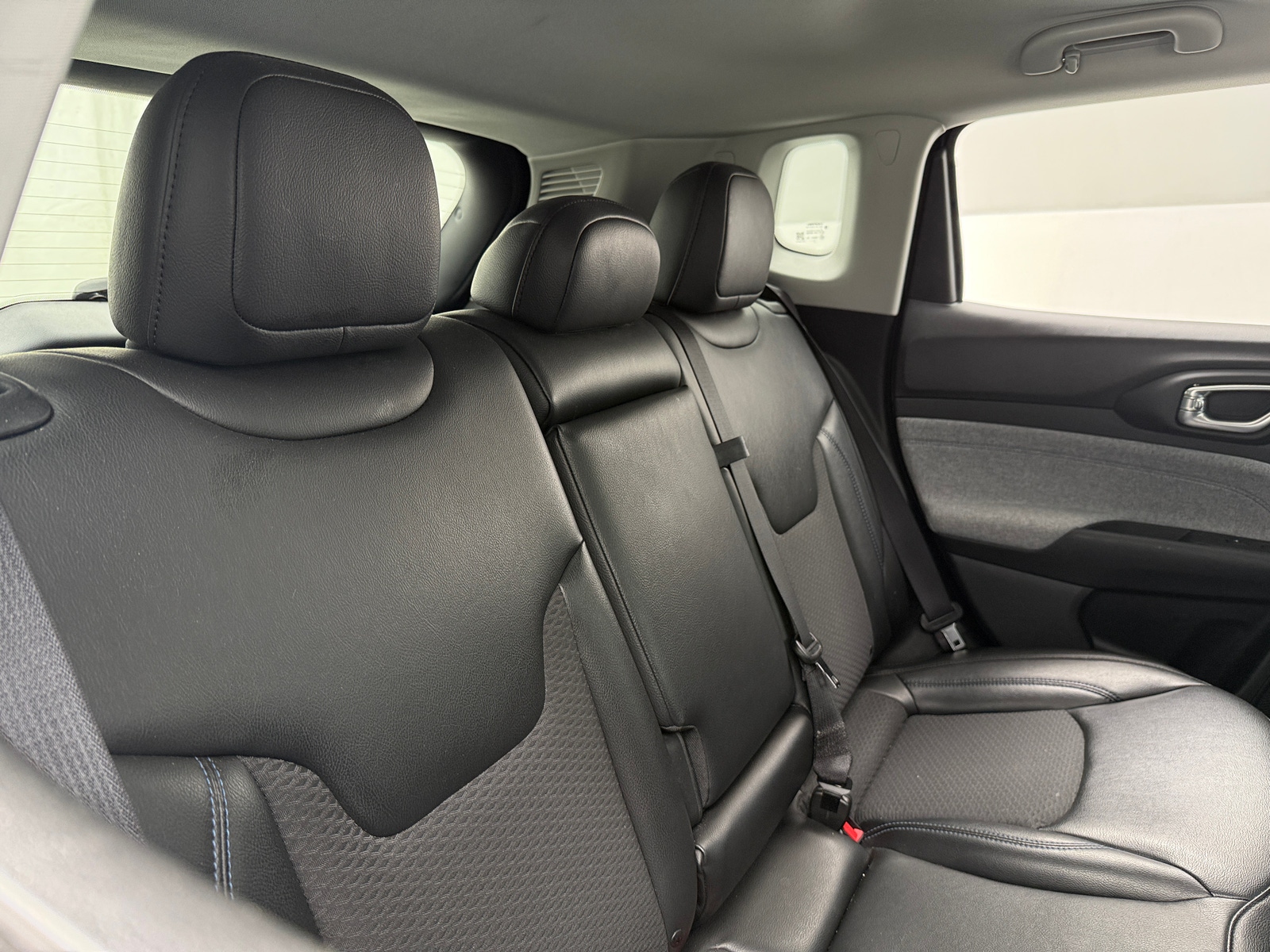 Thumbnail: 2022 Jeep Compass - 6