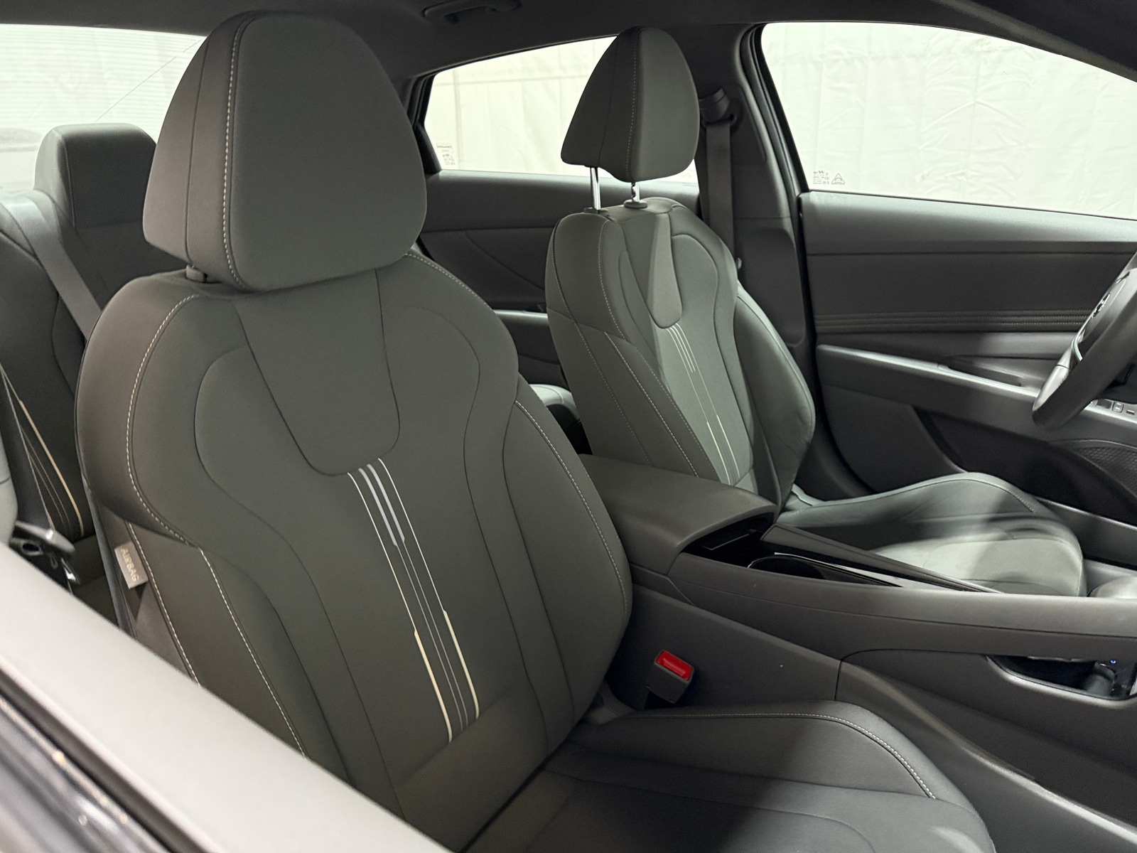 Thumbnail: 2023 Hyundai Elantra - 2