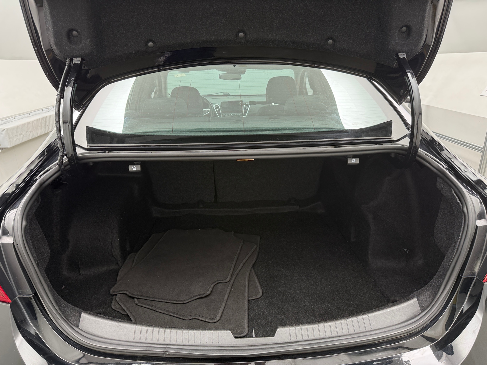 Thumbnail: 2024 Chevrolet Malibu - 7