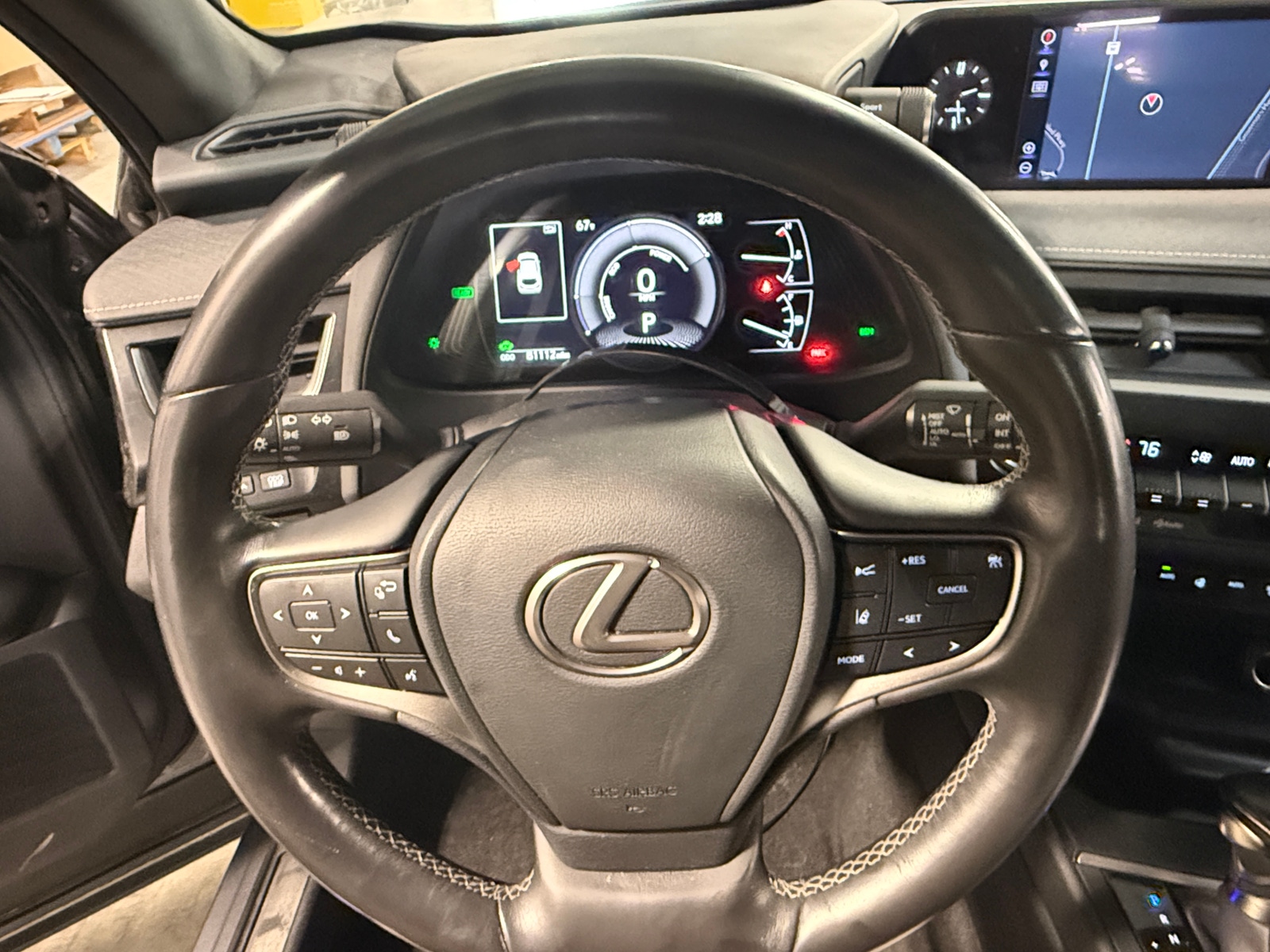 Thumbnail: 2019 Lexus UX - 4
