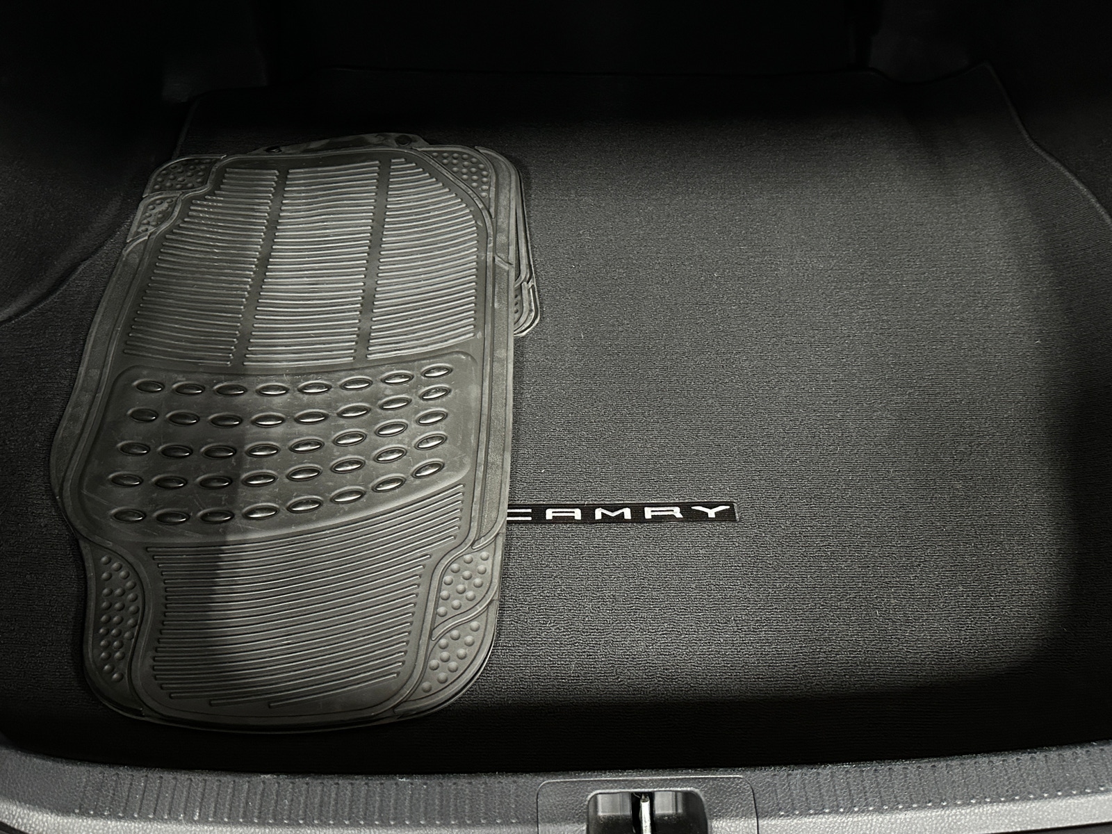 Thumbnail: 2020 Toyota Camry - 6