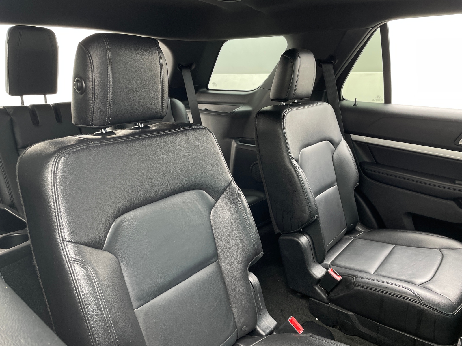 Thumbnail: 2017 Ford Explorer - 5