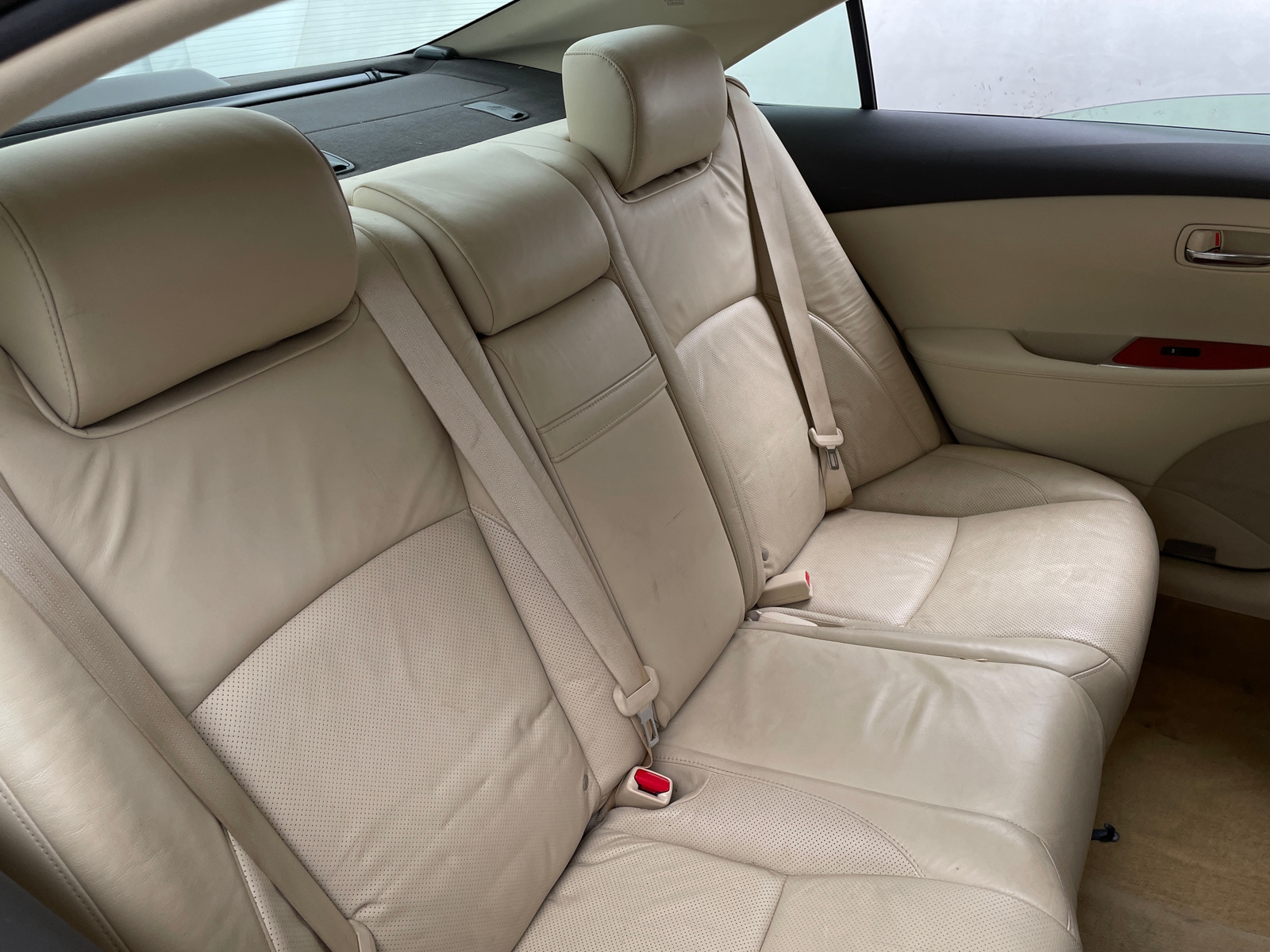 Thumbnail: 2011 Lexus ES - 5