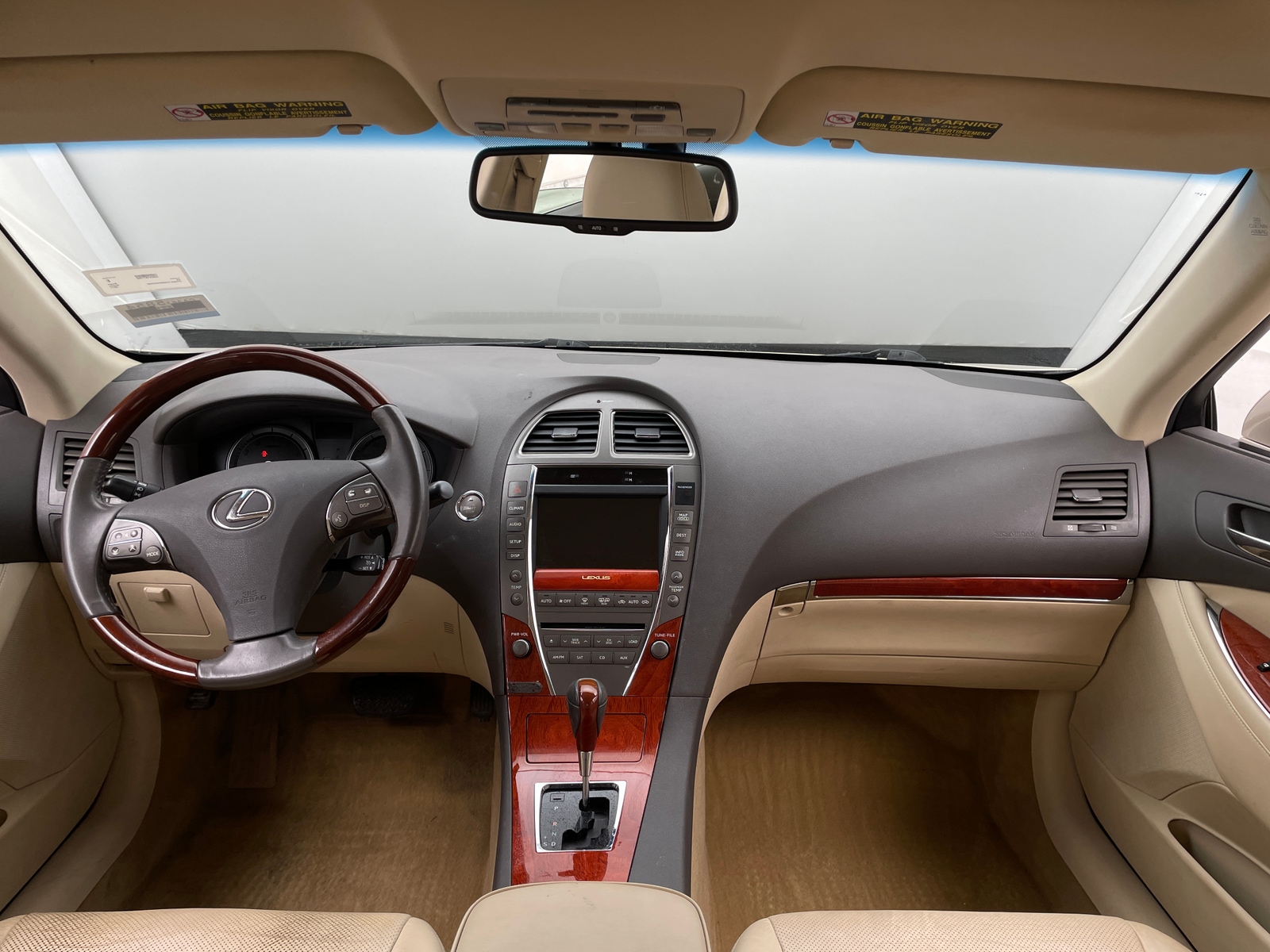 Thumbnail: 2011 Lexus ES - 2