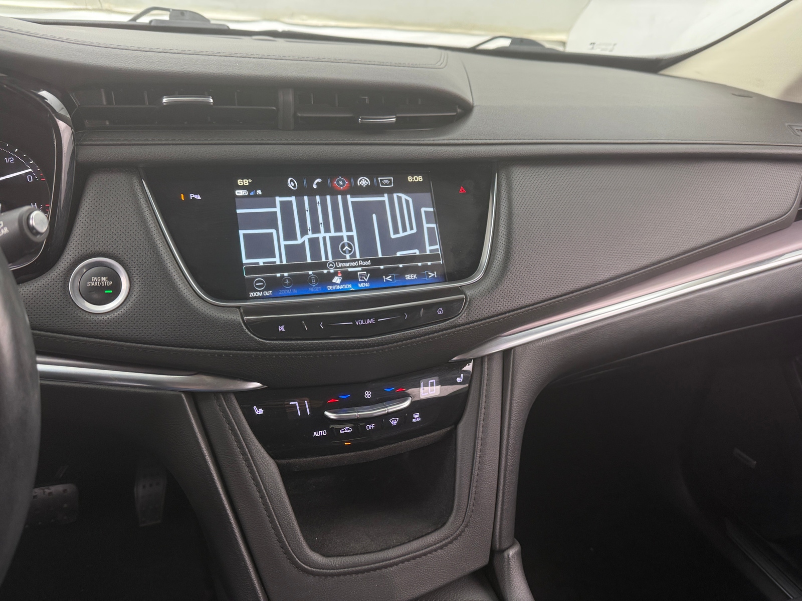 Thumbnail: 2019 Cadillac XT5 - 3