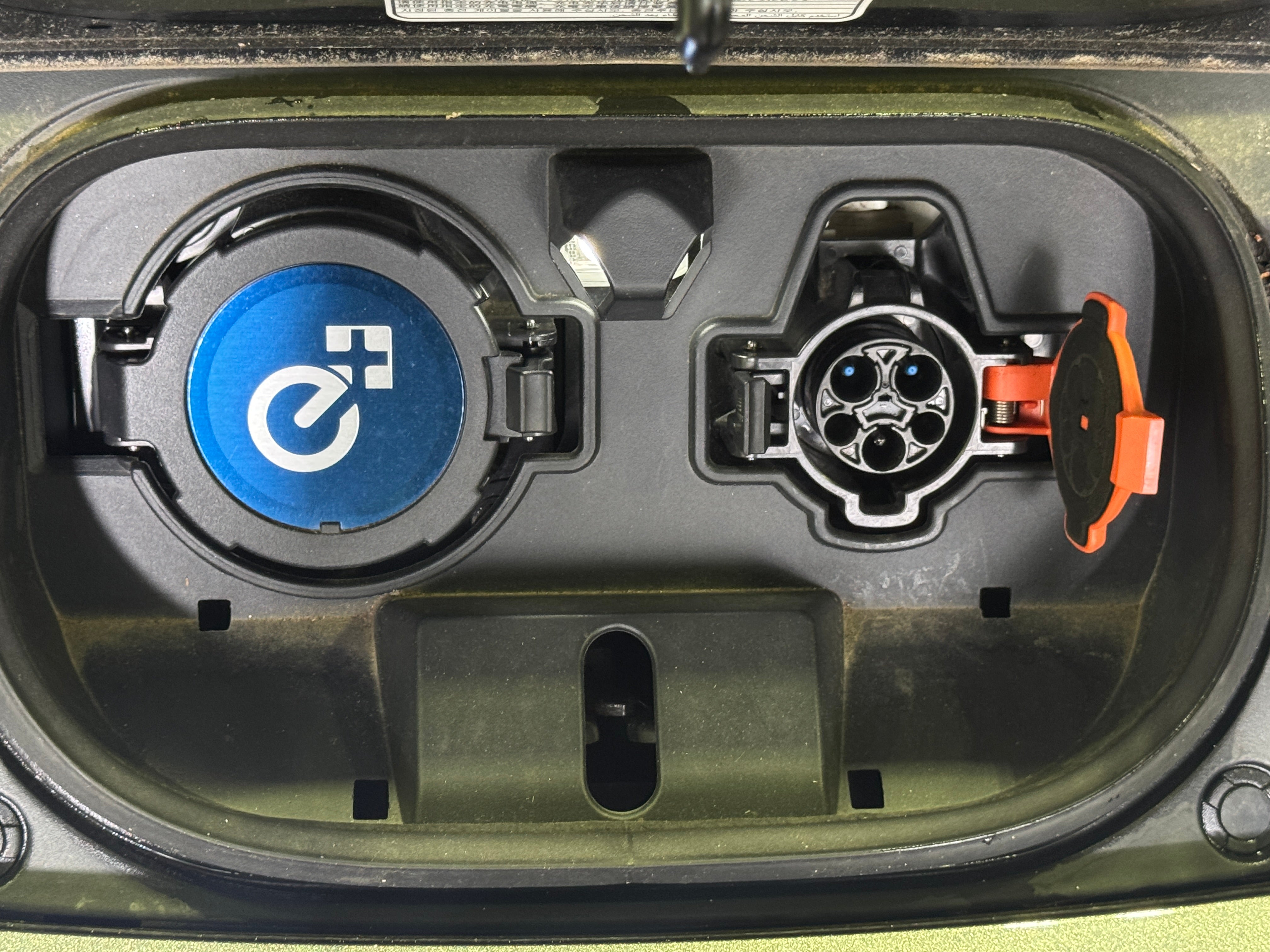 Used 2020 Nissan Leaf S Plus with VIN 1N4BZ1BP8LC307116 for sale in Oak Creek, WI