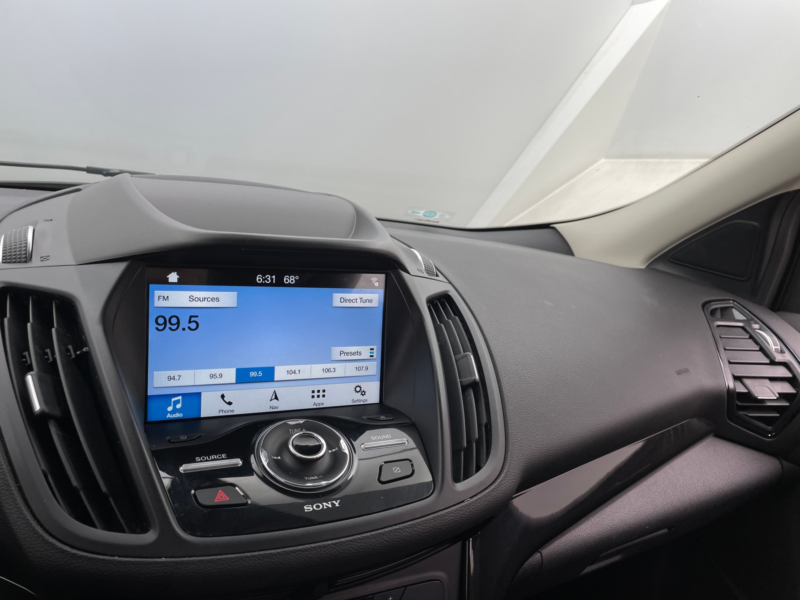 Thumbnail: 2019 Ford Escape - 3