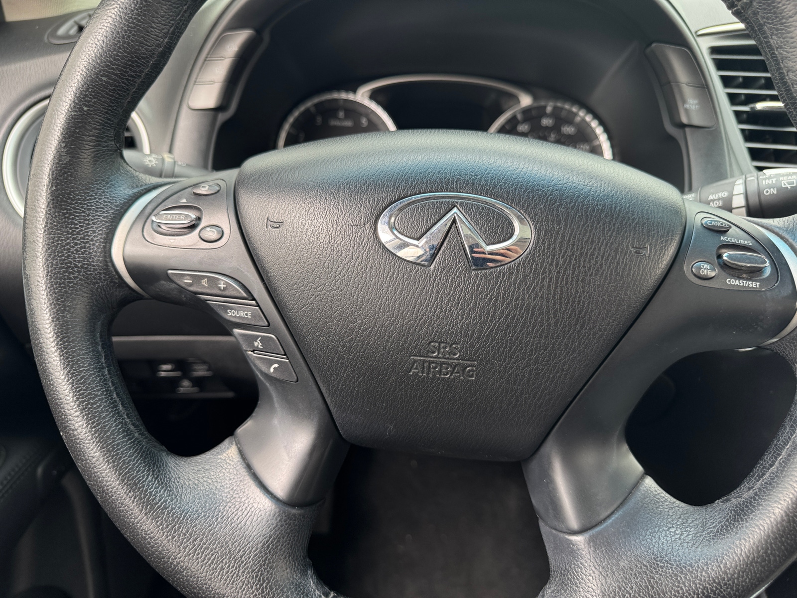 Thumbnail: 2014 INFINITI QX60 - 4