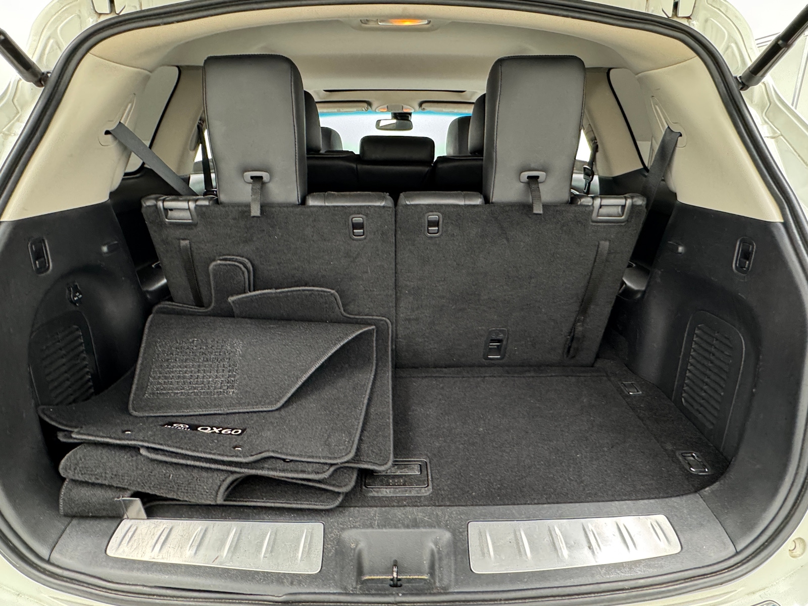 Thumbnail: 2014 INFINITI QX60 - 6