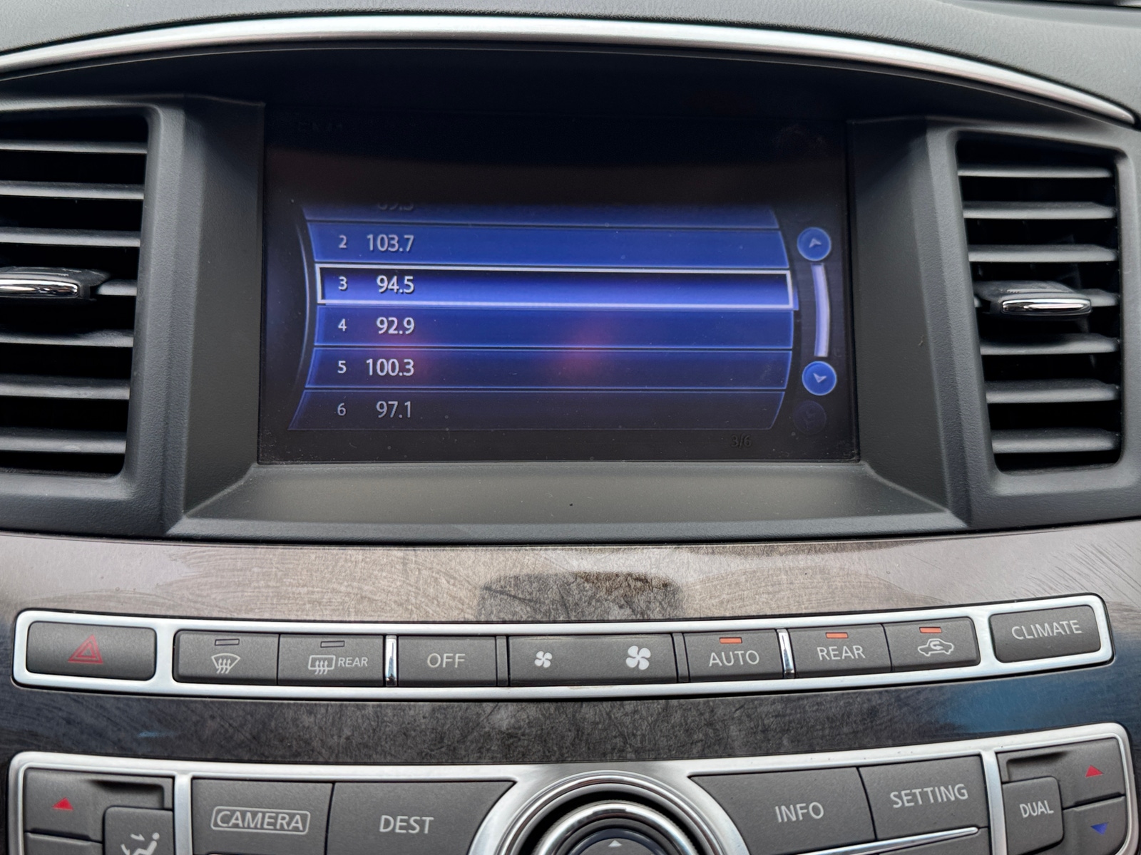 Thumbnail: 2014 INFINITI QX60 - 3