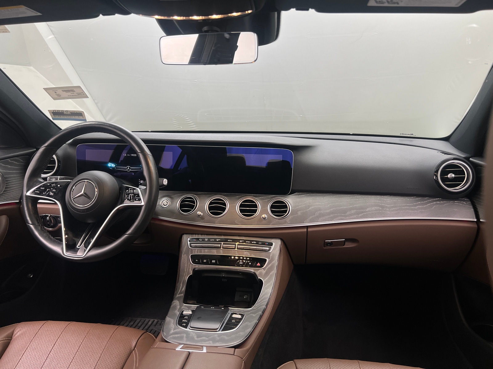 Thumbnail: 2021 Mercedes-Benz E-Class - 2