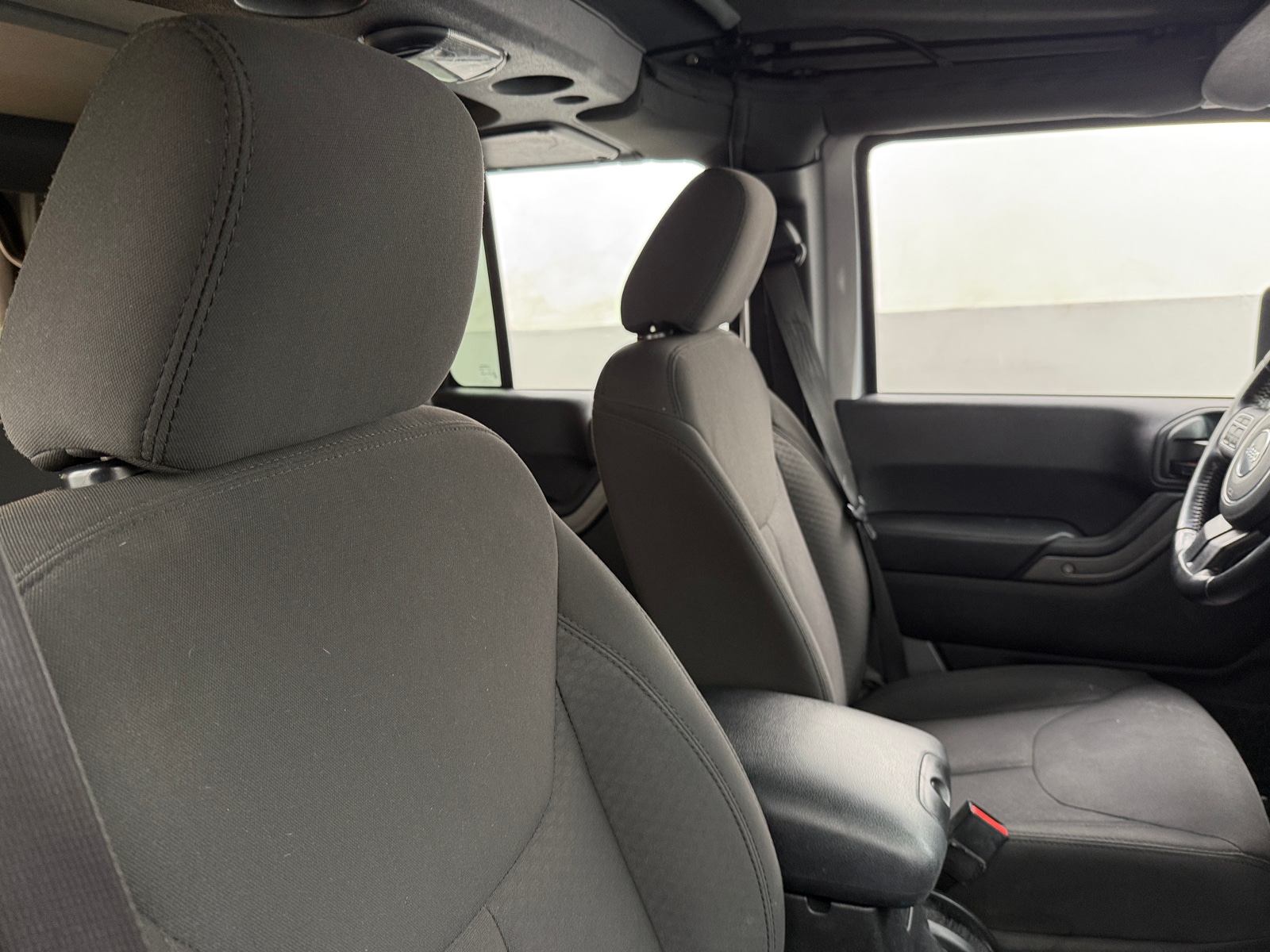 Thumbnail: 2017 Jeep Wrangler - 2