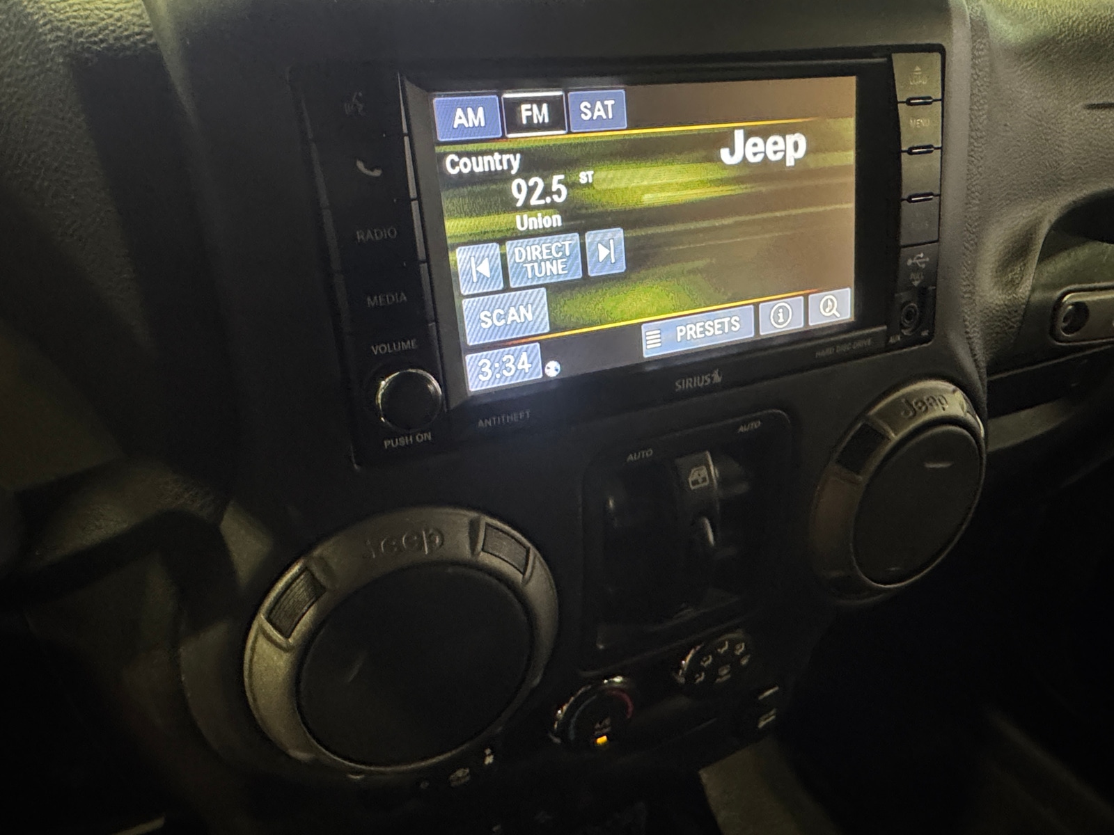 Thumbnail: 2017 Jeep Wrangler - 4