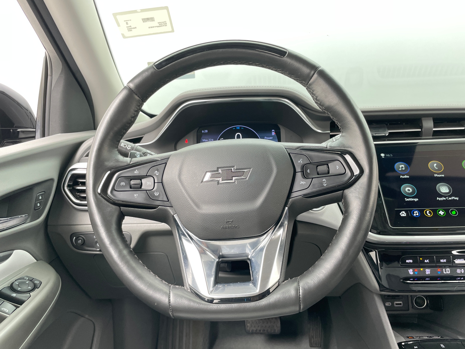 Thumbnail: 2023 Chevrolet Bolt EUV - 4