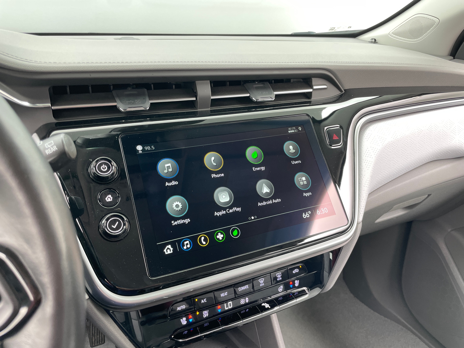 Thumbnail: 2023 Chevrolet Bolt EUV - 3